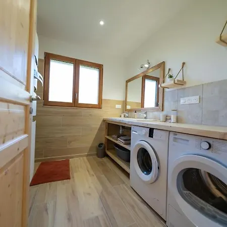 Les Petites Maisons Bois Feriehus *