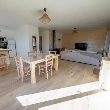 Les Petites Maisons Bois Feriehus *