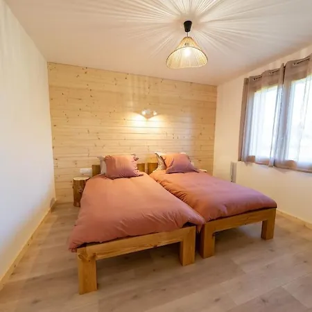 Les Petites Maisons Bois Feriehus *